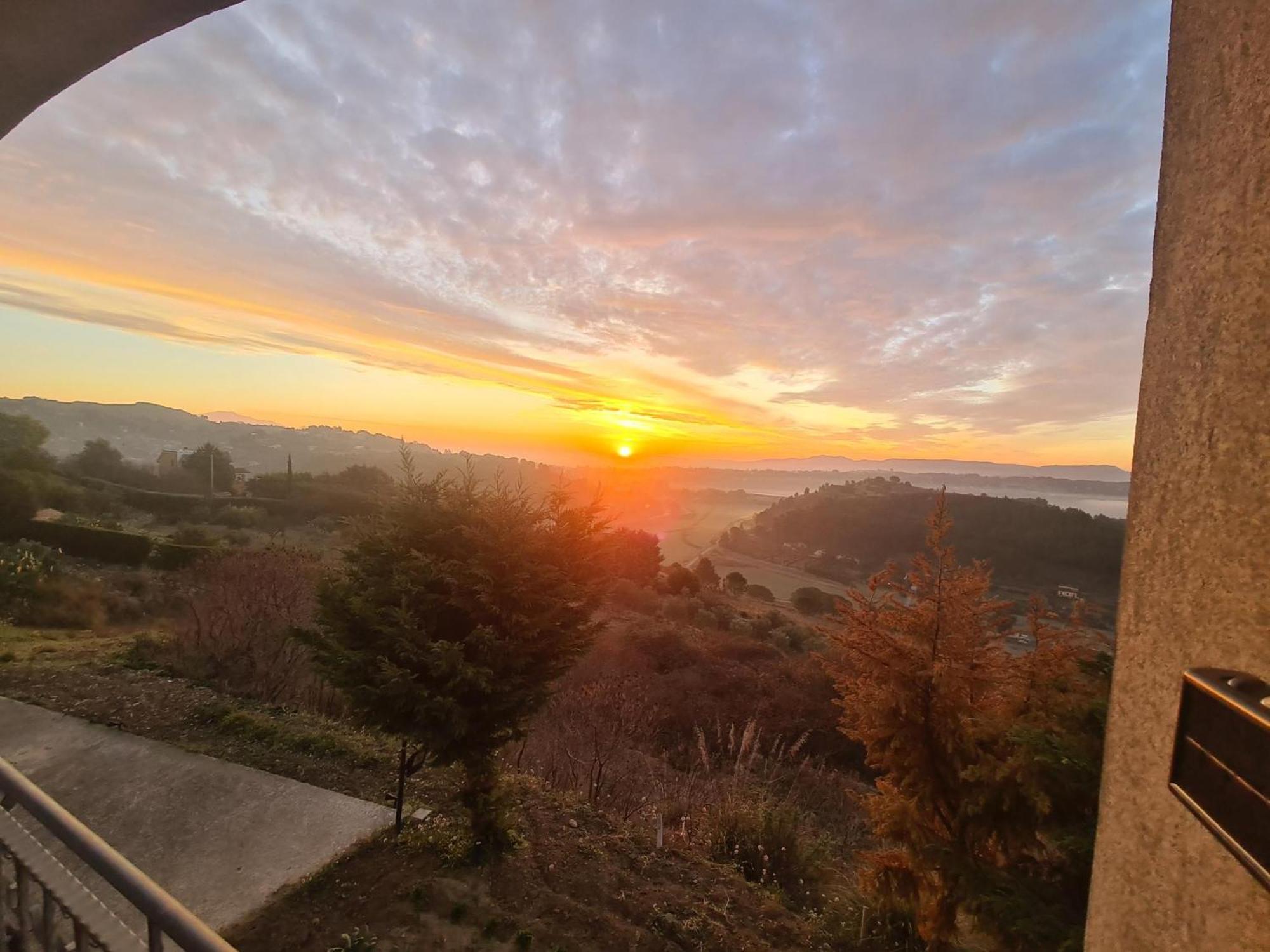 Enna Villa Del Sole E Delle Stelle מראה חיצוני תמונה